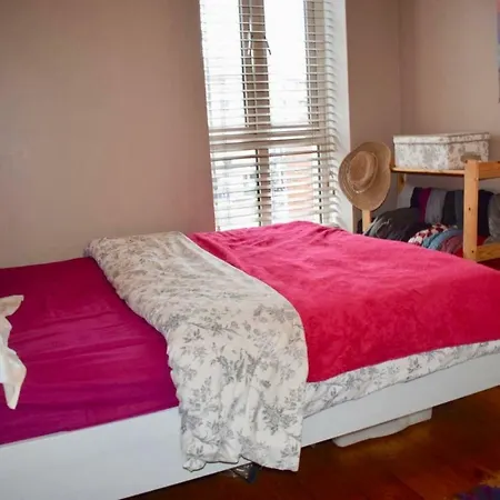 아파트 Bohemian 1 Bedroom In The City Centre 더블린